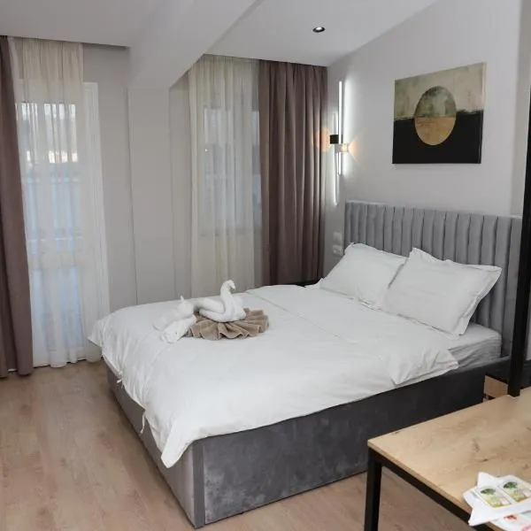 Kremelo Hotel: Berat şehrinde bir otel