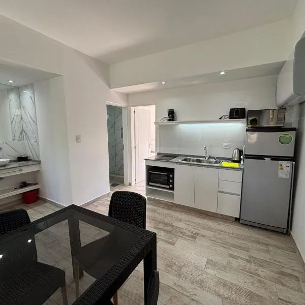 El Rincón del Bosque, מלון בקולון