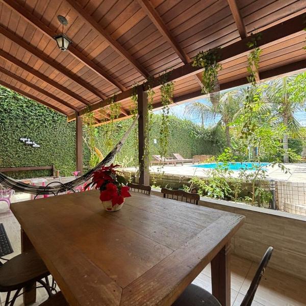 Casal Altas Vibe, com quadra de areia, piscina, sinuca e outros jogos - Foto 4