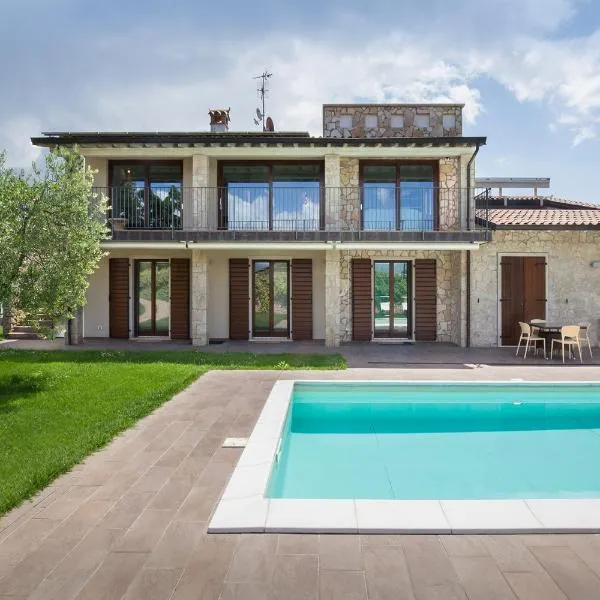 Ca Bosca - Fine Living, khách sạn ở Torri del Benaco