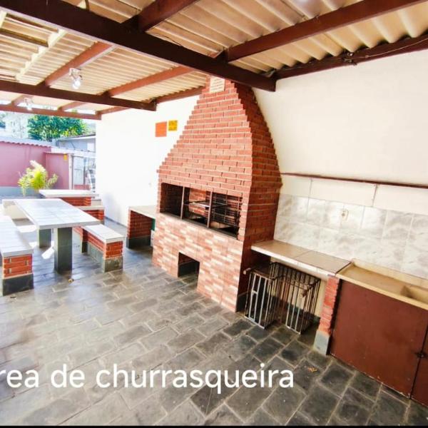 kitnet simples, vaga, área de churrasqueira, centro de Bertioga, prox a praia e balsa