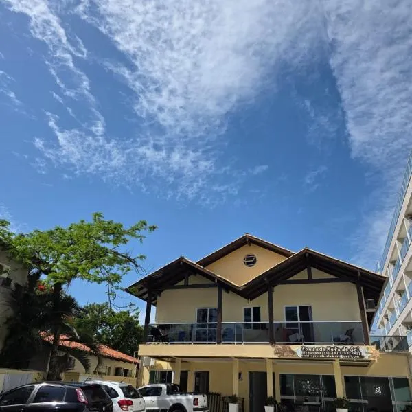 Pousada Rota do Sol Bombinhas suítes com café e sem limpeza diaria, hotel i Bombinhas