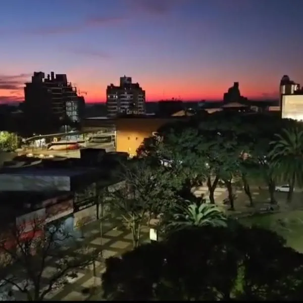 Frente a Terminal Tres Cruces., hotel in Montevideo