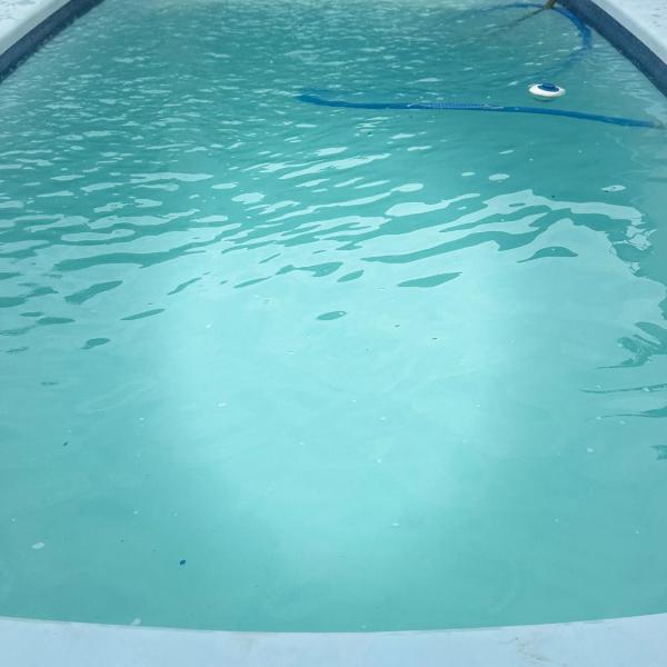 Casa com piscina e ar em todas as pecas