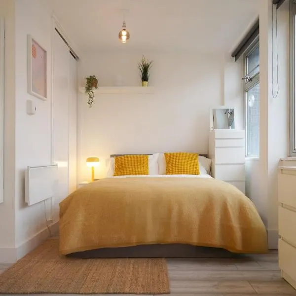 New Refurbish Studio to rent in Euston - Central London, Hotel in London