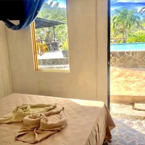 Cabinas Flamingo, hotel in Playa Flamingo