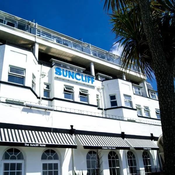 Suncliff Hotel - OCEANA COLLECTION, hotelli kohteessa Ferndown