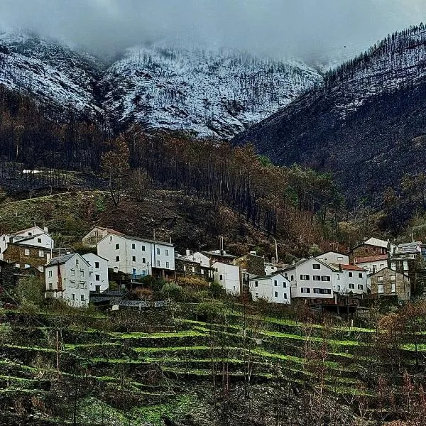 Love, made in xisto, hotel in Piódão