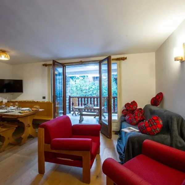 Lo Chalet nel cuore di Courmayeur, hotel v destinaci Courmayeur