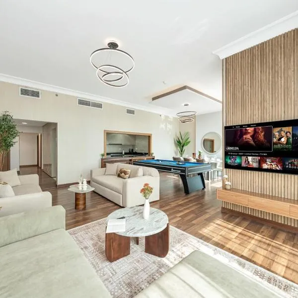 Viesnīca Elite Nest - Ultra Lux 4BR with Billiard just 1 min from Ferrari World & F1 Abū Dabī