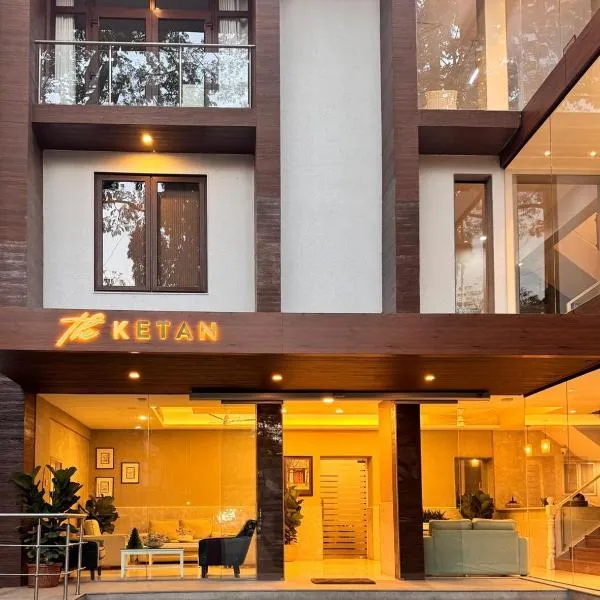 Hotel Ketan, hotel i Pune