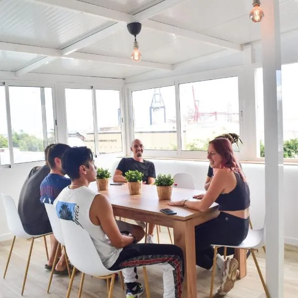 La Isleta Nest Hostel, hotel a Las Palmas de Gran Canaria