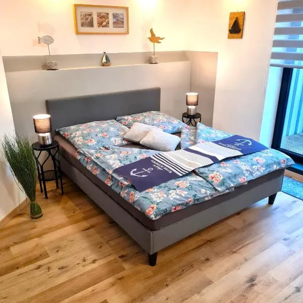 Ferienwohnung - Michaelas HUUS - zwischen den Meeren, Trappenkamp, hótel í Trappenkamp