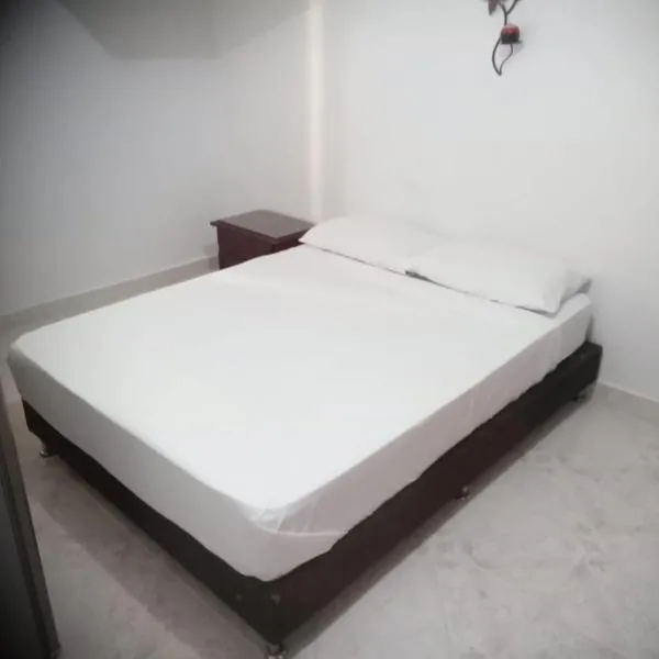 Habitación central con cama doble #1, hotel u gradu 'Medellín'