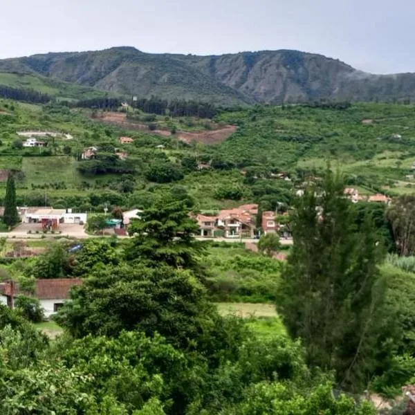 Hermosa vista de Samaipata, hotel v destinaci Samaipata