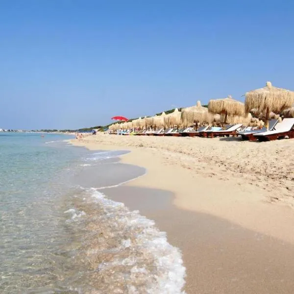 Samanà Room B con Spiaggia Privata a Punta Prosciutto, hotel em Punta Prosciutto