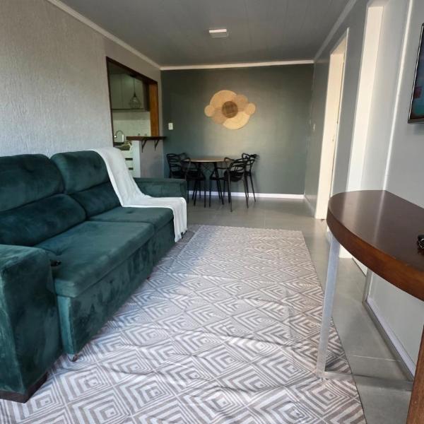 Casa completa, lindamente decorada, nova com 2 quartos