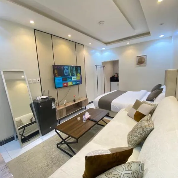 Hala 04 استديو انيق ومستقل, hótel í Quai