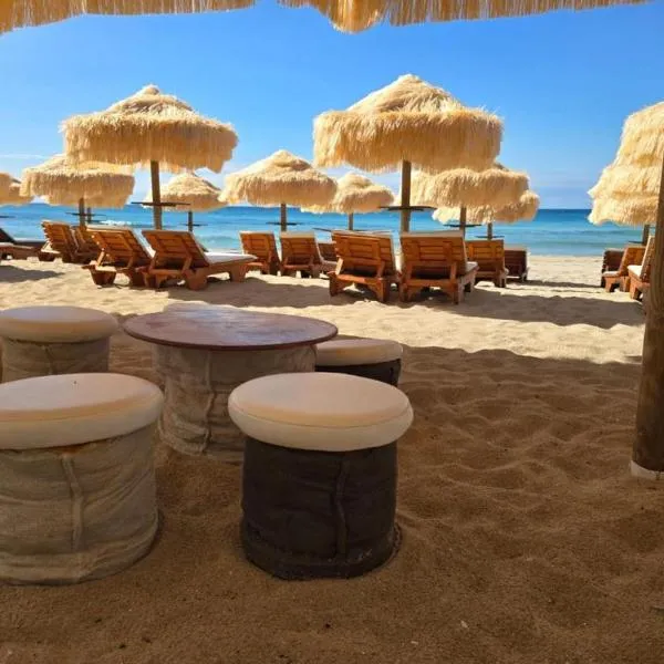Samanà Room C con Spiaggia Privata a Punta Prosciutto, hotel a Punta Prosciutto