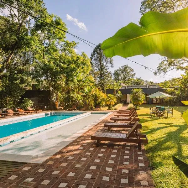 Complejo Ysyry Cabañas Eldorado Misiones, hotel in Puerto Victoria