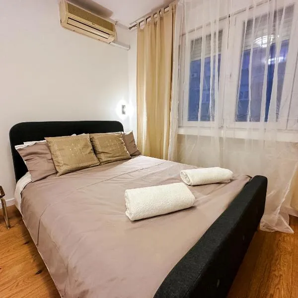 Astor Wellness apartman، فندق في بلغراد