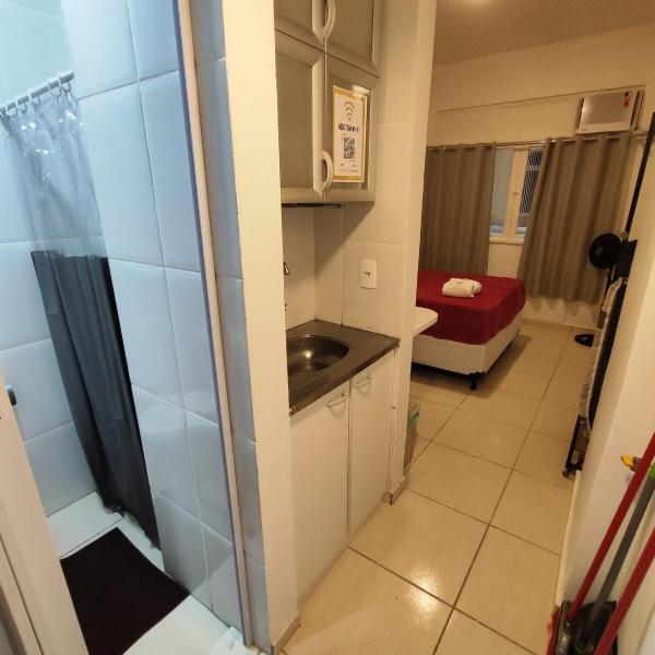 Loft 208 Ar Cond Wi-fi com Box TV filmes e séries - Foto 4