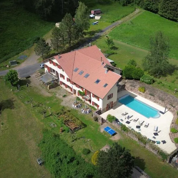 La Belle Charbonnière, hotel i La Grande Fosse