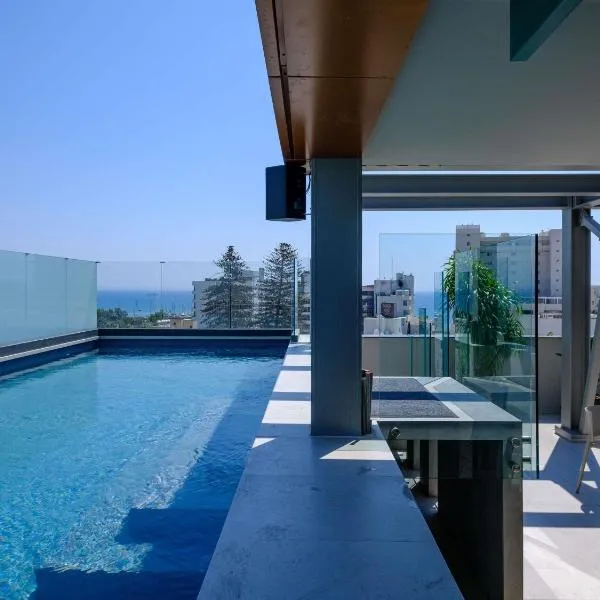 Mercure Larnaca Finikoudes Beach, hôtel à Larnaka