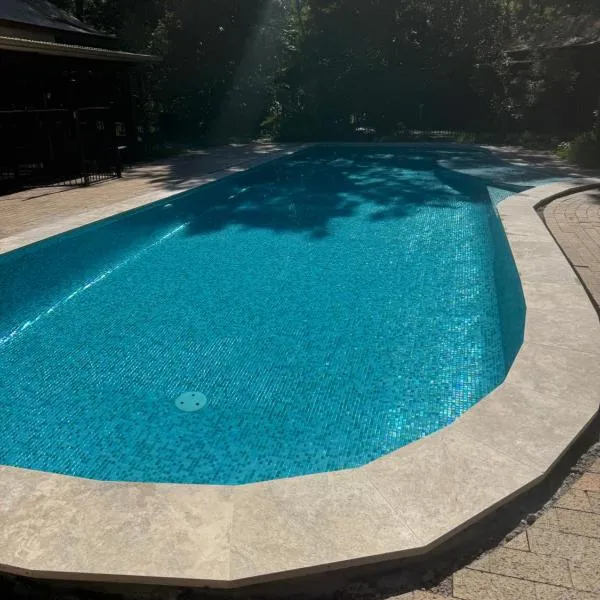 Byron Bay Rainforest Resort, hotel in Byron Bay