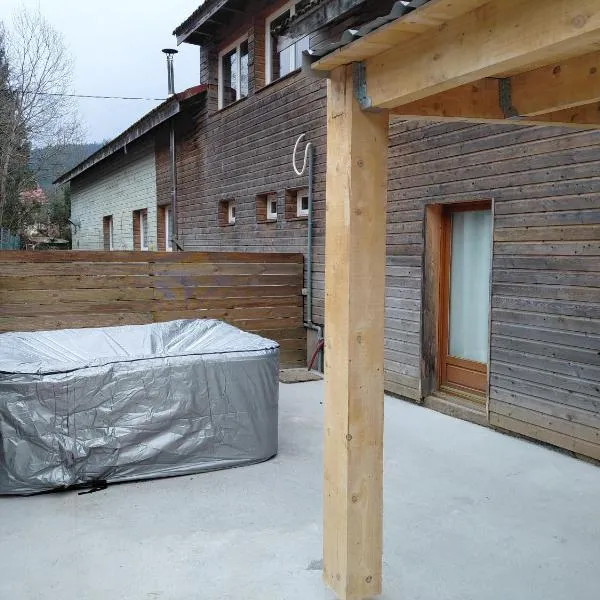 JACUZZI PRIVE Romann 1, hotel a Xonrupt-Longemer