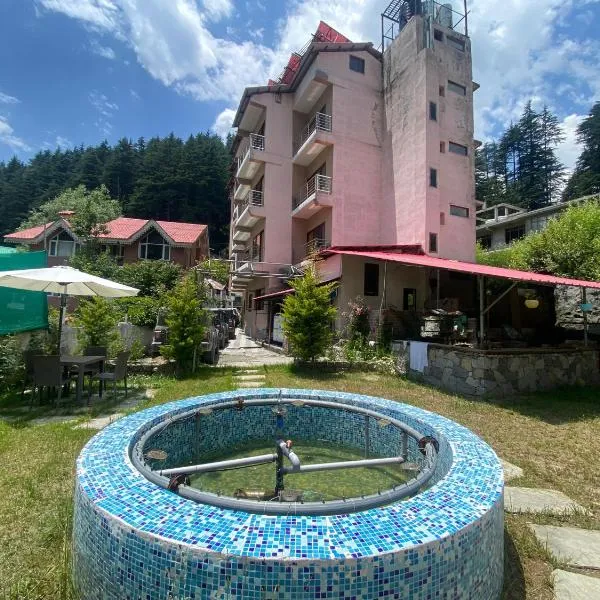 Hotel Ambika Residency Manali，馬拉里的飯店
