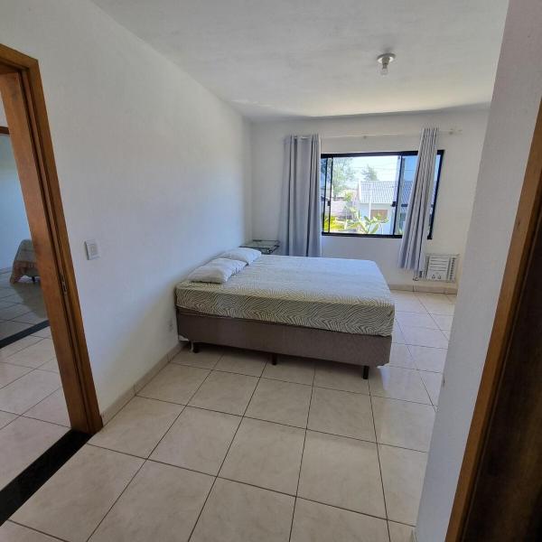 Casa ampla com piscina próxima ao mar - Foto 2
