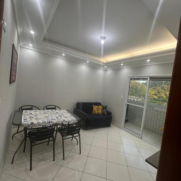 Apartamento 2 dormitórios no Canto do Forte - Praia Grande