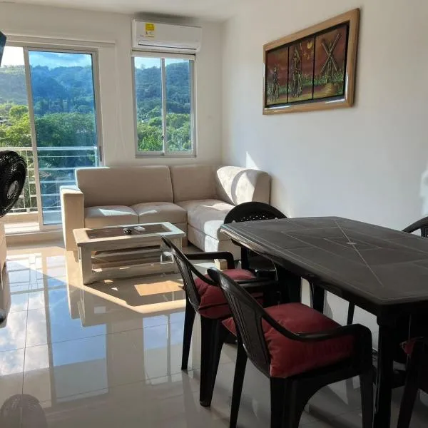 Viesnīca Apartamento en Anapoima con piscina, Centro Pueblo pilsētā Anapoima