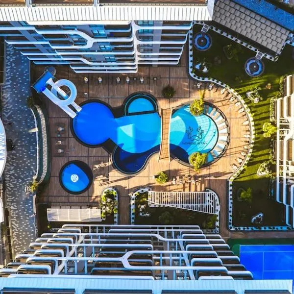 Summer Vibes at Upscale Nordic Sky Residence Alanya, hotel din Alanya