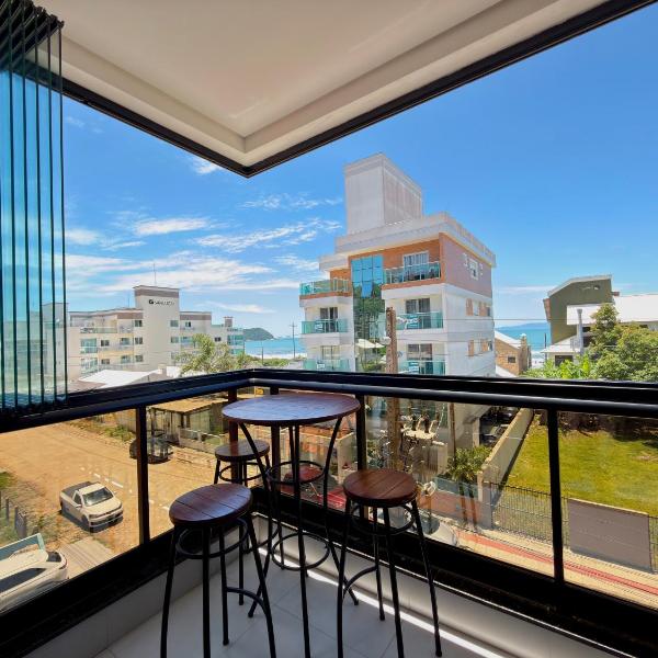 Sea view apartment with 3 bedrooms and garage