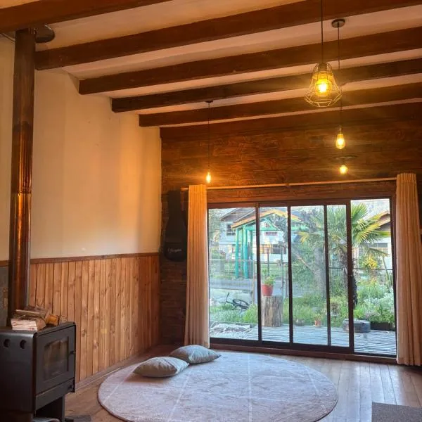 Hostal Celta, отель в городе Пукон