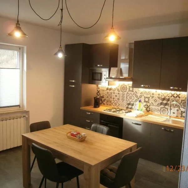Residence ai fiori - Simone Apartment, hotel Arta Termében