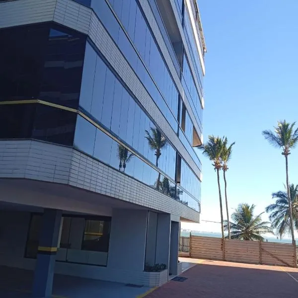 Lindo apartamento frente mar Peracanga, hotel em Guarapari