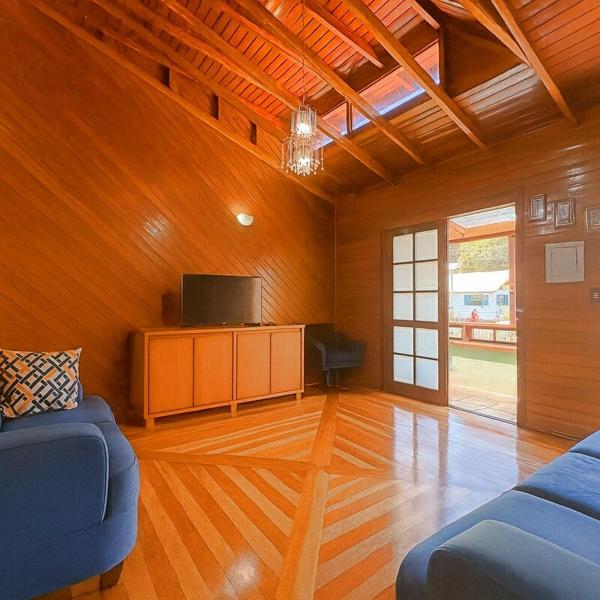 Linda e ampla casa a 5min da Rua Coberta! - Foto 5
