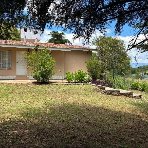 Casa Q a 5km del centro de Villa Carlos Paz, hotel i Villa Santa Cruz del Lago