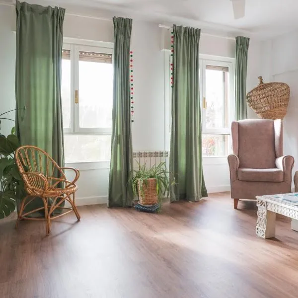 Casa Paseo del Tajo Parking Incluido - Living Toledo, khách sạn ở Toledo