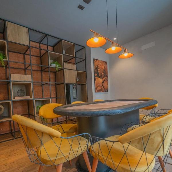 Studio Decorado Moderno ao lado Metrô Giovanni com Varanda - Acomoda até 4 pessoas - Foto 5
