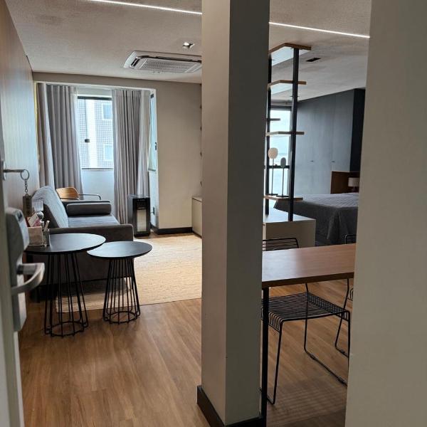 Studio Aconchegante no Number One Flat com vista mar - Foto 5