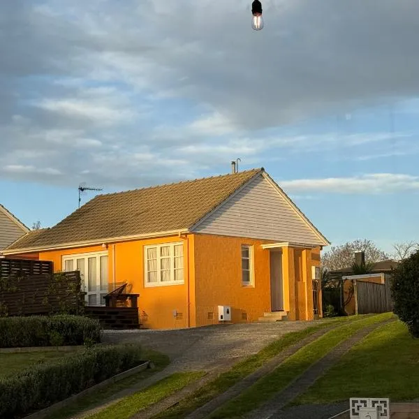 The Orange Cottage, hotel in Hamilton