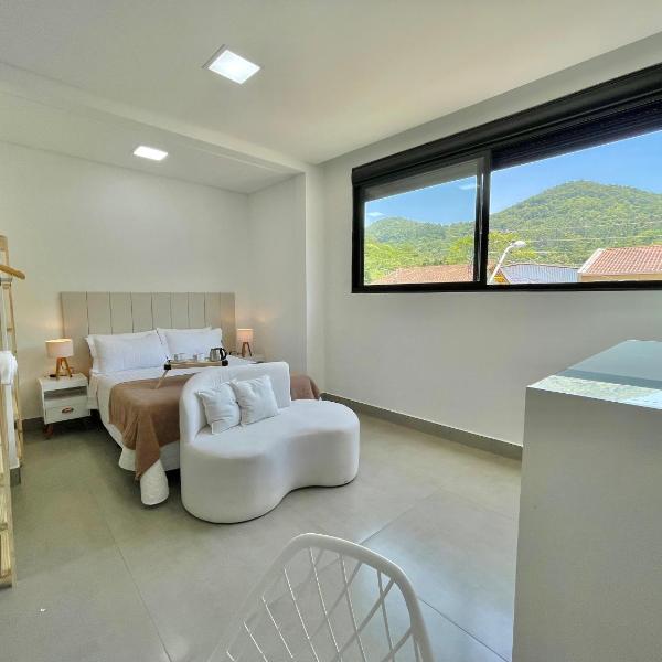 Studio aconchegante com vista para as montanhas