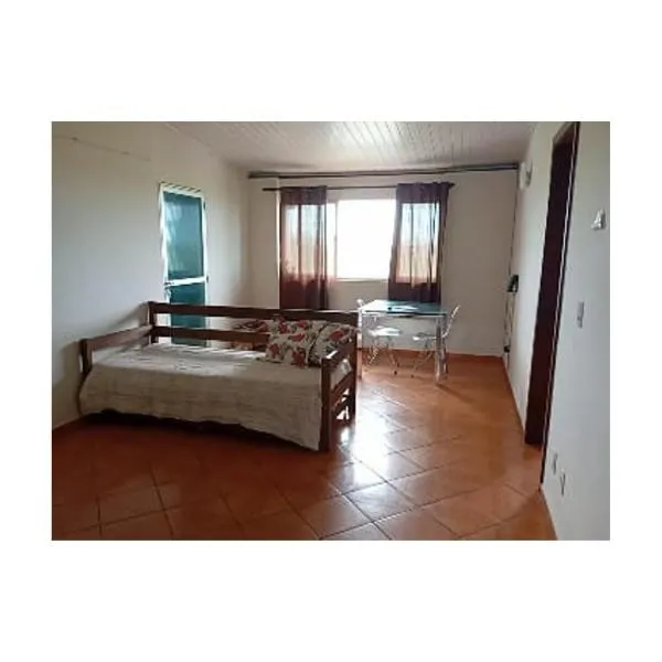 Apt 3 quartos sendo 1 suíte, zona sul de Ilhéus, hotel v destinácii Ilhéus