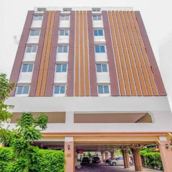 Grandview Ladprao Hotel, hotel en Bangkok