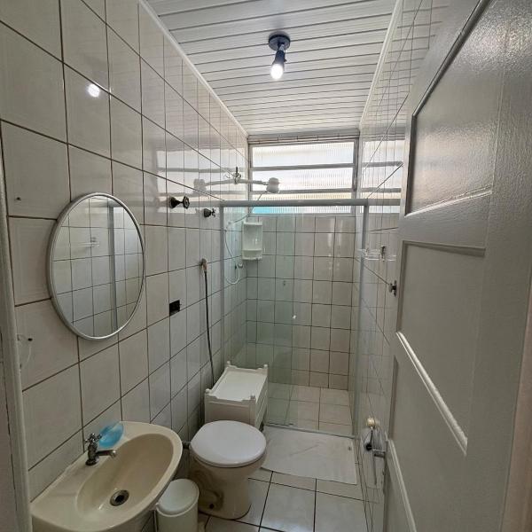 Casa há 40m da praia e no centro de Canasvieiras - Foto 3