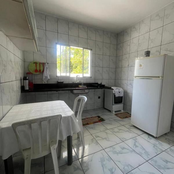 Casa grande com churrasqueira e quintal pet friendly Lagoinha até 12 pessoas - Foto 4